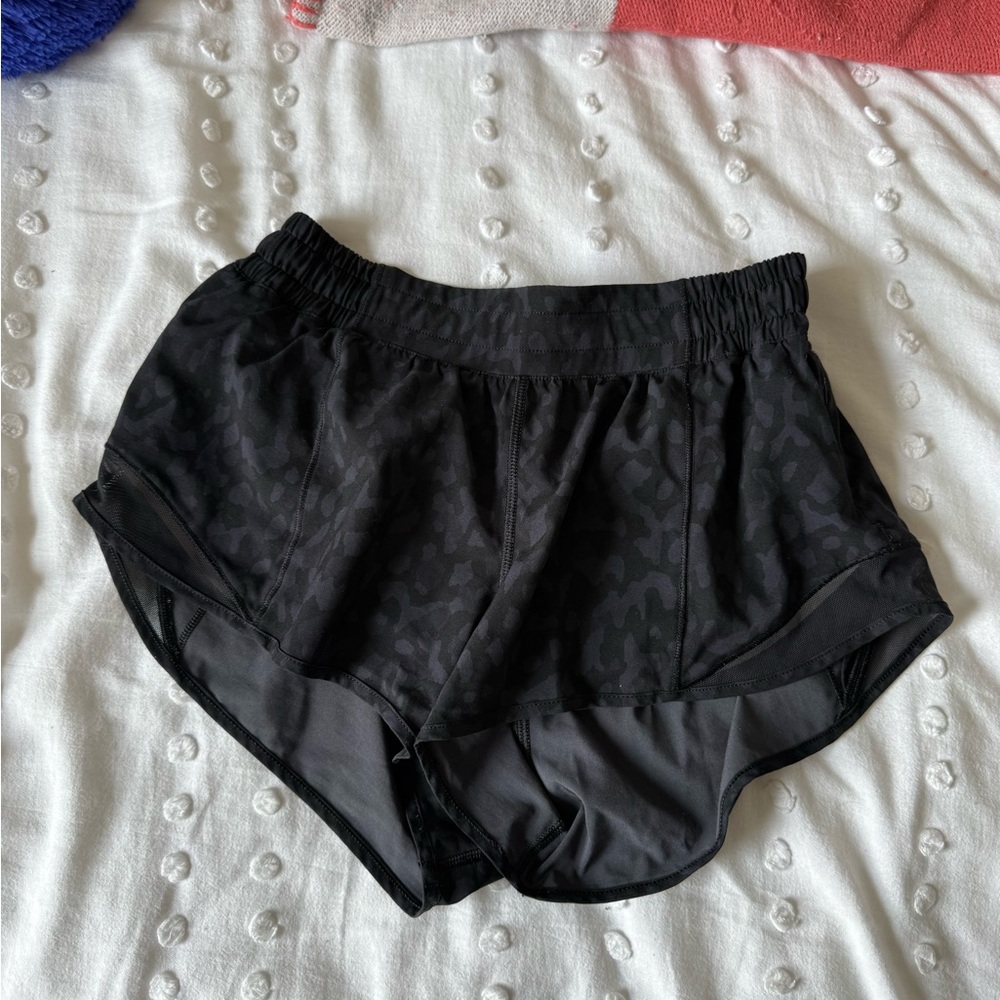 Lululemon Hotty Hot Black Patterned Athletic Shorts
